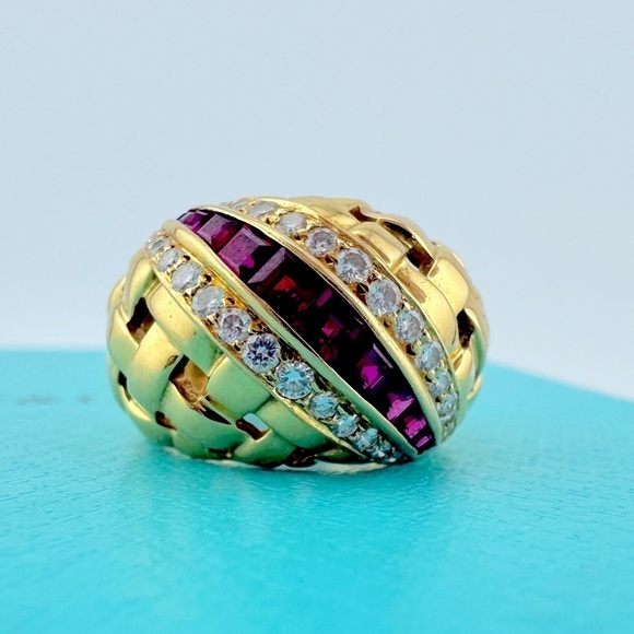 Vintage Tiffany & Co. Ruby Diamond Vannerie Basket Weave Ring 18k Gold 1989 - Picture 4 of 9